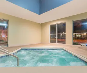 Photo 5 - Super 8 by Wyndham Menomonie WI