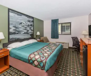 Photo 4 - Super 8 by Wyndham Osceola IA