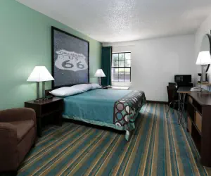 Photo 3 - Super 8 by Wyndham Sapulpa/Tulsa Area