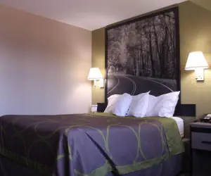 Photo 3 - Super 8 by Wyndham Michigan City