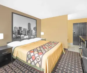 Photo 4 - Super 8 by Wyndham Terre Haute