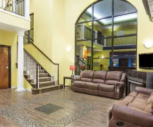 Photo 2 - Super 8 by Wyndham Hull Street Midlothian Richmond Area