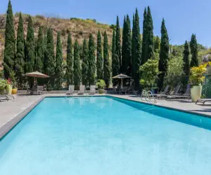 Photo 4 - Days Inn by Wyndham San Diego Hotel Circle