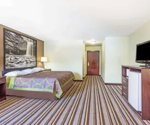 Photo 3 - Super 8 by Wyndham Hull Street Midlothian Richmond Area