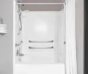 Photo 5 - Super 8 by Wyndham Bedford DFW Airport West