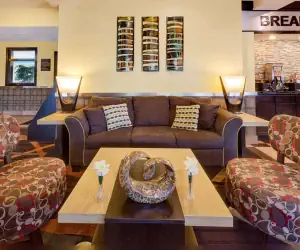 Photo 4 - Super 8 by Wyndham Akron S/Green/Uniontown OH