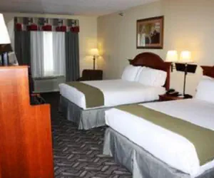 Photo 3 - Holiday Inn Express Hotel & Suites Lonoke I-40, an IHG Hotel