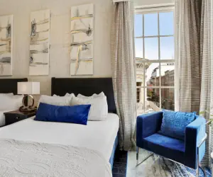 Photo 3 - La Galerie French Quarter Hotel
