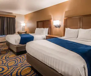 Photo 5 - Best Western Woodburn Inn