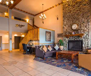 Photo 4 - Best Western Woodburn Inn