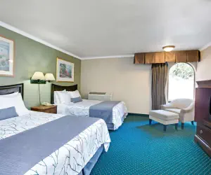 Photo 5 - Days Inn by Wyndham San Jose Convention Center