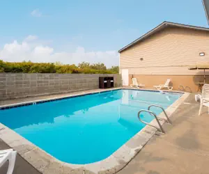 Photo 2 - Red Lion Inn & Suites Grants Pass