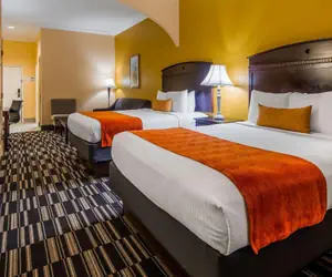 Photo 5 - Best Western Plus Barsana Hotel & Suites