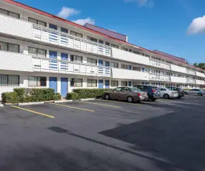 Photo 5 - Motel 6-Birmingham, AL