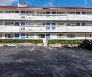 Photo 4 - Motel 6-Birmingham, AL