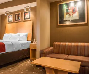 Photo 4 - Comfort Suites