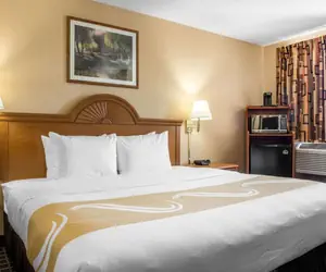 Photo 3 - Quality Inn
