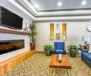 Photo 4 - Comfort Suites