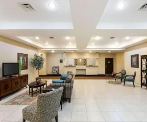 Photo 4 - Comfort Inn & Suites Regional Medical Center