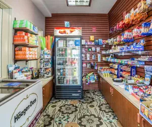 Photo 5 - Comfort Suites Airport