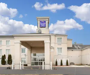 Photo 3 - Sleep Inn & Suites Sheboygan I-43