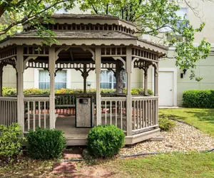 Photo 5 - Comfort Inn & Suites near Six Flags