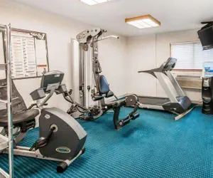 Photo 5 - Quality Inn South