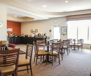 Photo 3 - Sleep Inn & Suites Lake of the Ozarks