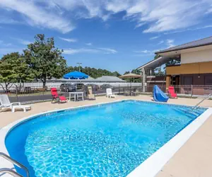 Photo 2 - Quality Inn Aberdeen