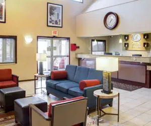 Photo 4 - Comfort Suites