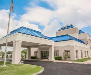 Photo 2 - Comfort Inn - NYS Fairgrounds