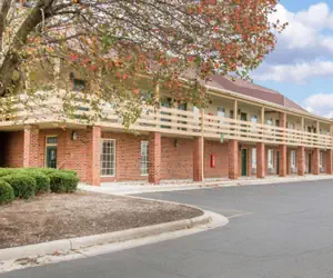 Photo 3 - Quality Inn