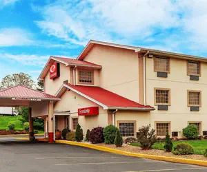 Photo 2 - Econo Lodge