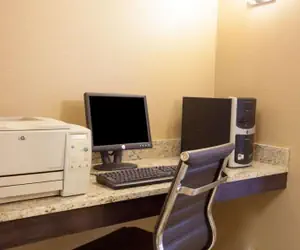 Photo 5 - Quality Inn & Suites I-40 East