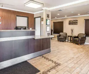 Photo 2 - Quality Inn & Suites Woodland - Sacramento Airport