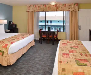 Photo 3 - Bay View Inn - Morro Bay