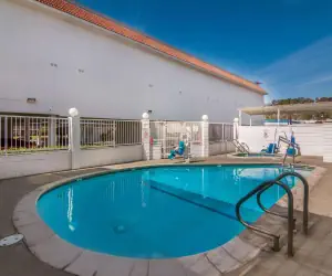 Photo 5 - Motel 6 Monterey Park