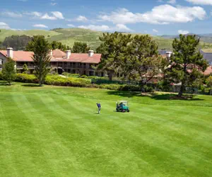 Photo 2 - Half Moon Bay Lodge