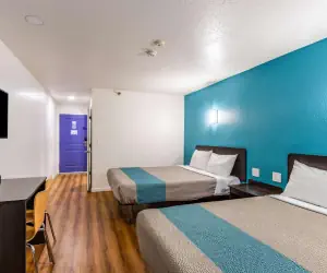 Photo 2 - Motel 6-Fountain Valley, CA - Huntington Beach Area