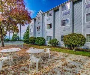 Photo 3 - Motel 6-Sutherlin, OR