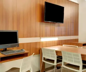 Photo 4 - Microtel Inn & Suites by Wyndham Philadelphia Airport Ridley Park