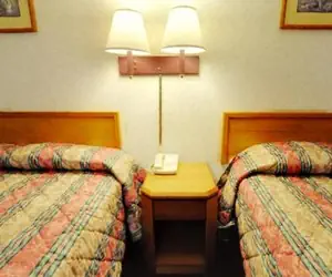 Photo 3 - Americas Best Value Inn & Suites Macon