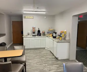 Photo 5 - Days Inn by Wyndham Thomson