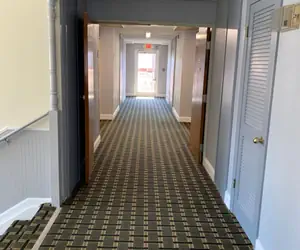 Photo 3 - Days Inn by Wyndham Thomson