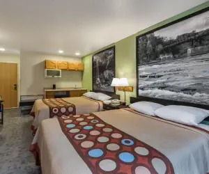 Photo 4 - Super 8 by Wyndham Uniontown PA