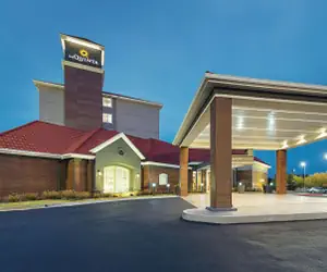 Photo 4 - La Quinta by Wyndham Oklahoma City - NW Expwy