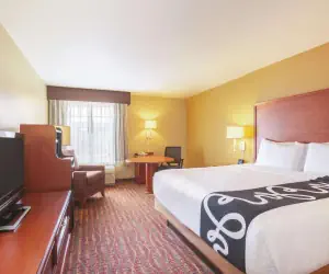 Photo 5 - La Quinta by Wyndham Bentonville