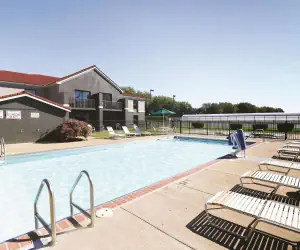 Photo 3 - La Quinta Inn by Wyndham Sandusky near Cedar Point