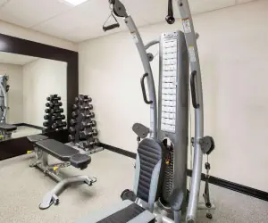 Photo 2 - La Quinta by Wyndham Cincinnati Airport Florence