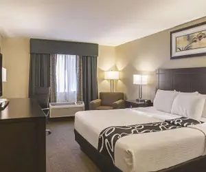 Photo 3 - La Quinta Inn by Wyndham Olympia - Lacey